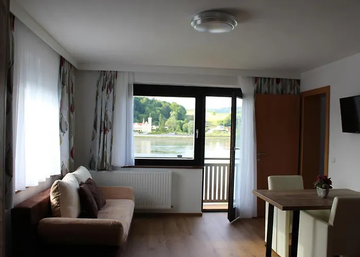 S'schatzkastl Ardagger Markt