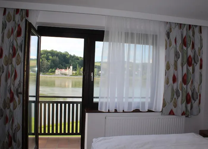 S'schatzkastl Ardagger Markt