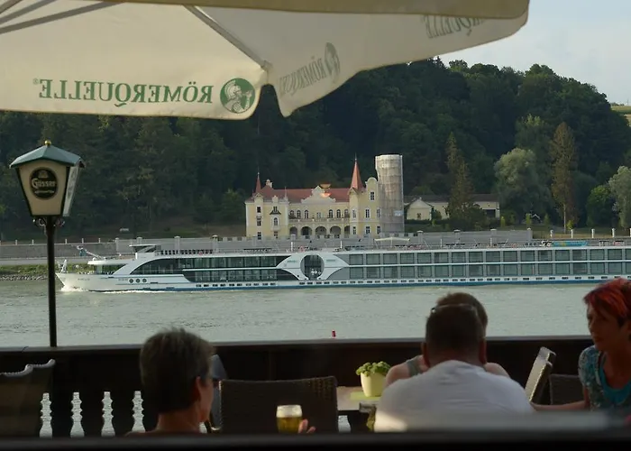 Hotel S'schatzkastl 3*