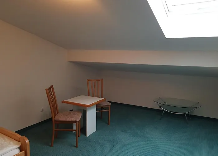 S'schatzkastl Ardagger Markt